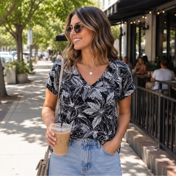 Lane Bryant Tops - Lane Bryant Black and White Leaf Print Blouse